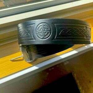 Mens Celtic Knot Belt